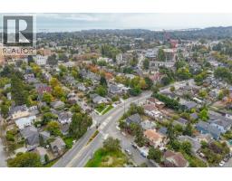 B 2235 Shelbourne St, Victoria, BC V8R4L2 Photo 36