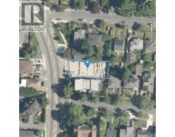 B 2235 Shelbourne St, Victoria, BC V8R4L2 Photo 39
