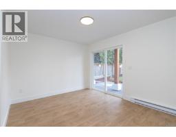 D 2235 Shelbourne St, Victoria, BC V8R4L2 Photo 12