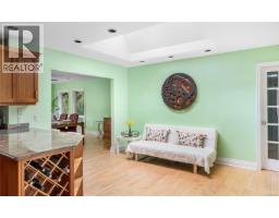 Living room - 2881 Phyllis St, Saanich, BC V8N1Y8 Photo 10