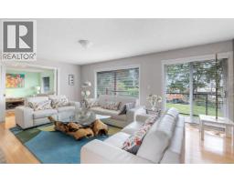 Ensuite - 2881 Phyllis St, Saanich, BC V8N1Y8 Photo 17