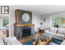 Ensuite - 2881 Phyllis St, Saanich, BC V8N1Y8 Photo 19