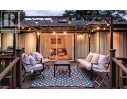 2881 Phyllis St, Saanich, BC V8N1Y8 Photo 79