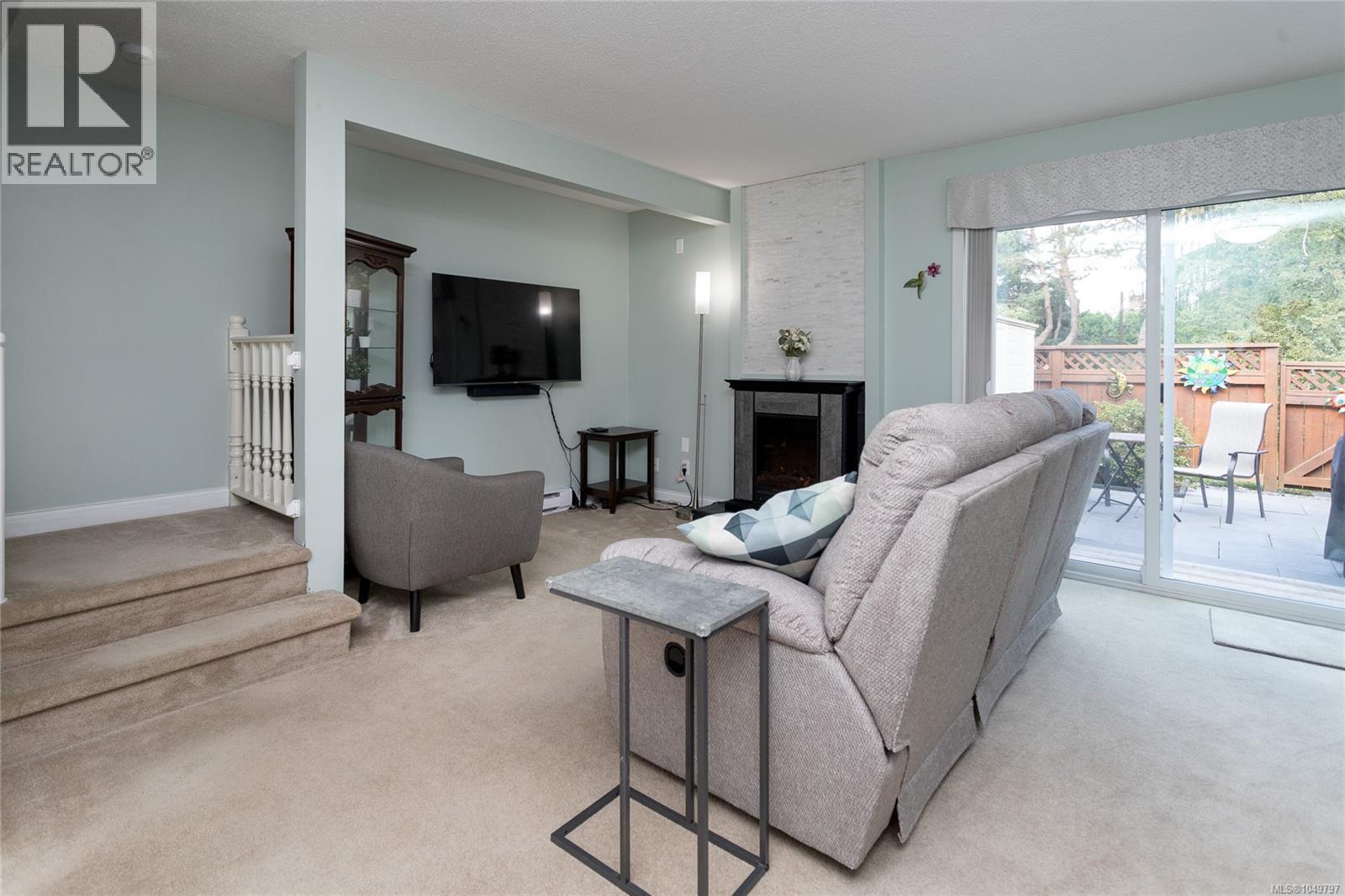904 640 Broadway St, Saanich