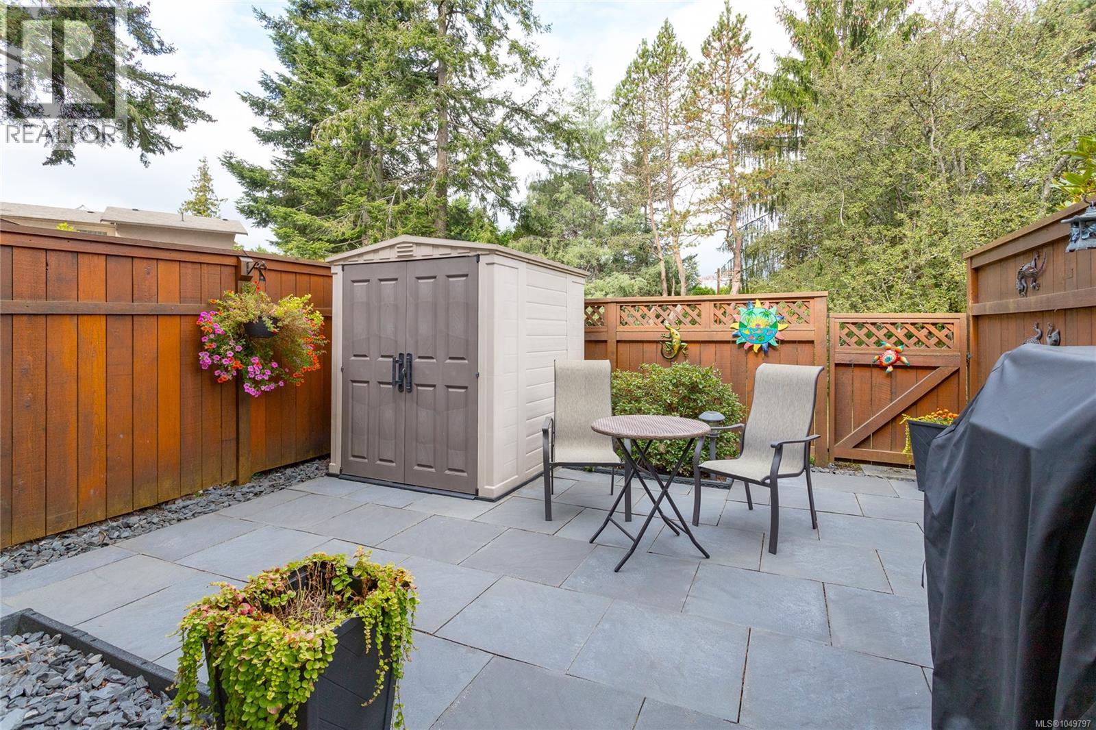 904 640 Broadway St, Saanich