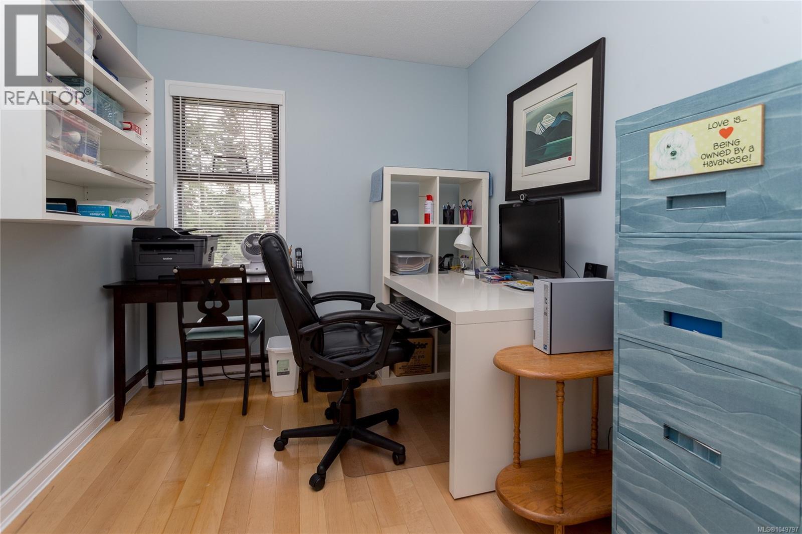 904 640 Broadway St, Saanich