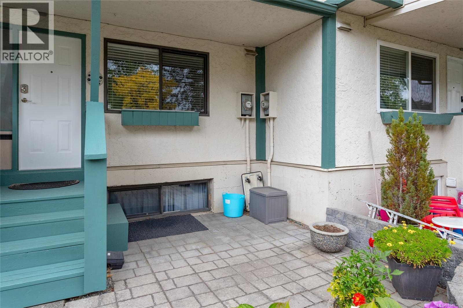 904 640 Broadway St, Saanich