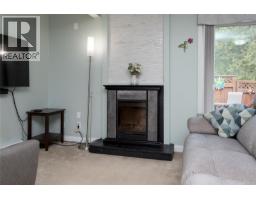 904 640 Broadway St, Saanich, BC V8Z2G4 Photo 13