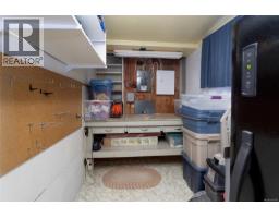 904 640 Broadway St, Saanich, BC V8Z2G4 Photo 32