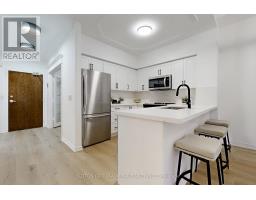 102 - 2 Maison Parc Court, Vaughan, ON L4J9K4 Photo 8
