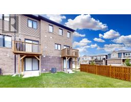 1 Pumpkin Corner Crescent, Barrie, ON L9J0T5 Photo 15