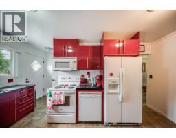Workshop - 678 Schofield Highway, Warfield, BC V1R2G8 Photo 6