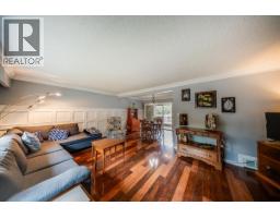 Full bathroom - 678 Schofield Highway, Warfield, BC V1R2G8 Photo 11