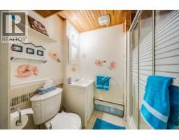678 Schofield Highway, Warfield, BC V1R2G8 Photo 25