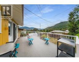 678 Schofield Highway, Warfield, BC V1R2G8 Photo 42