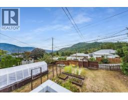 678 Schofield Highway, Warfield, BC V1R2G8 Photo 45