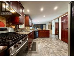 4004 Williams Crescent, Houston, BC V0J1Z2 Photo 11