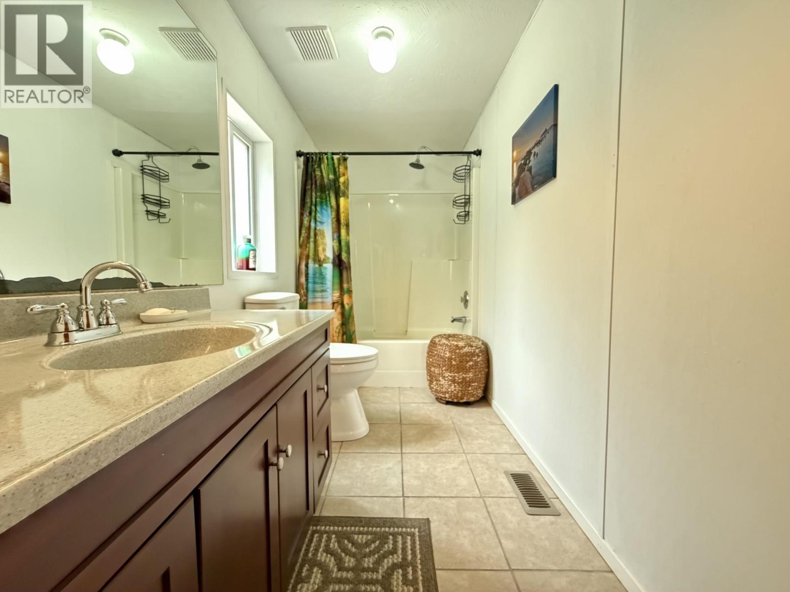 4004 WILLIAMS CRESCENT - 18