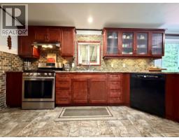 4004 Williams Crescent, Houston, BC V0J1Z2 Photo 10