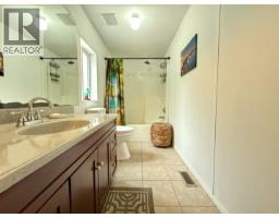 4004 Williams Crescent, Houston, BC V0J1Z2 Photo 18