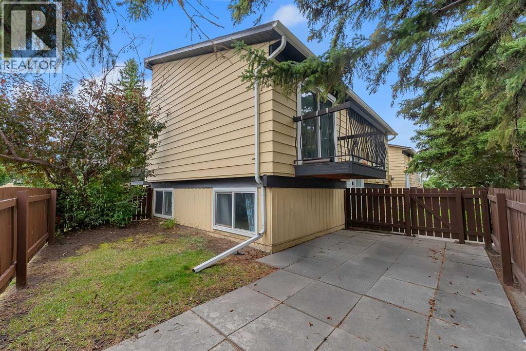 #90 7205 4 Street NE - 25