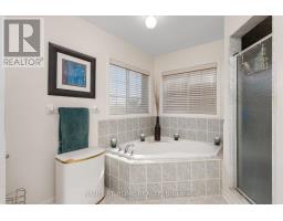 13 Cassinway Road, Brampton, ON L6R3M4 Photo 19
