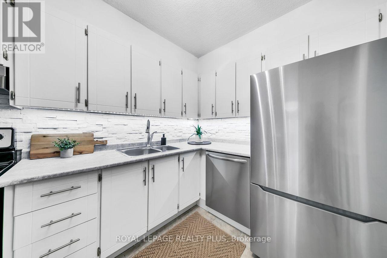 403 - 1395 WHITE OAKS BOULEVARD, Oakville (FA Falgarwood) — photo 12