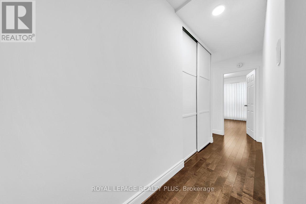 #403 1359 WHITE OAKS BOULEVARD - 26
