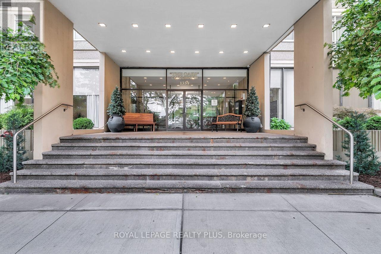 #403 1359 WHITE OAKS BOULEVARD - 41