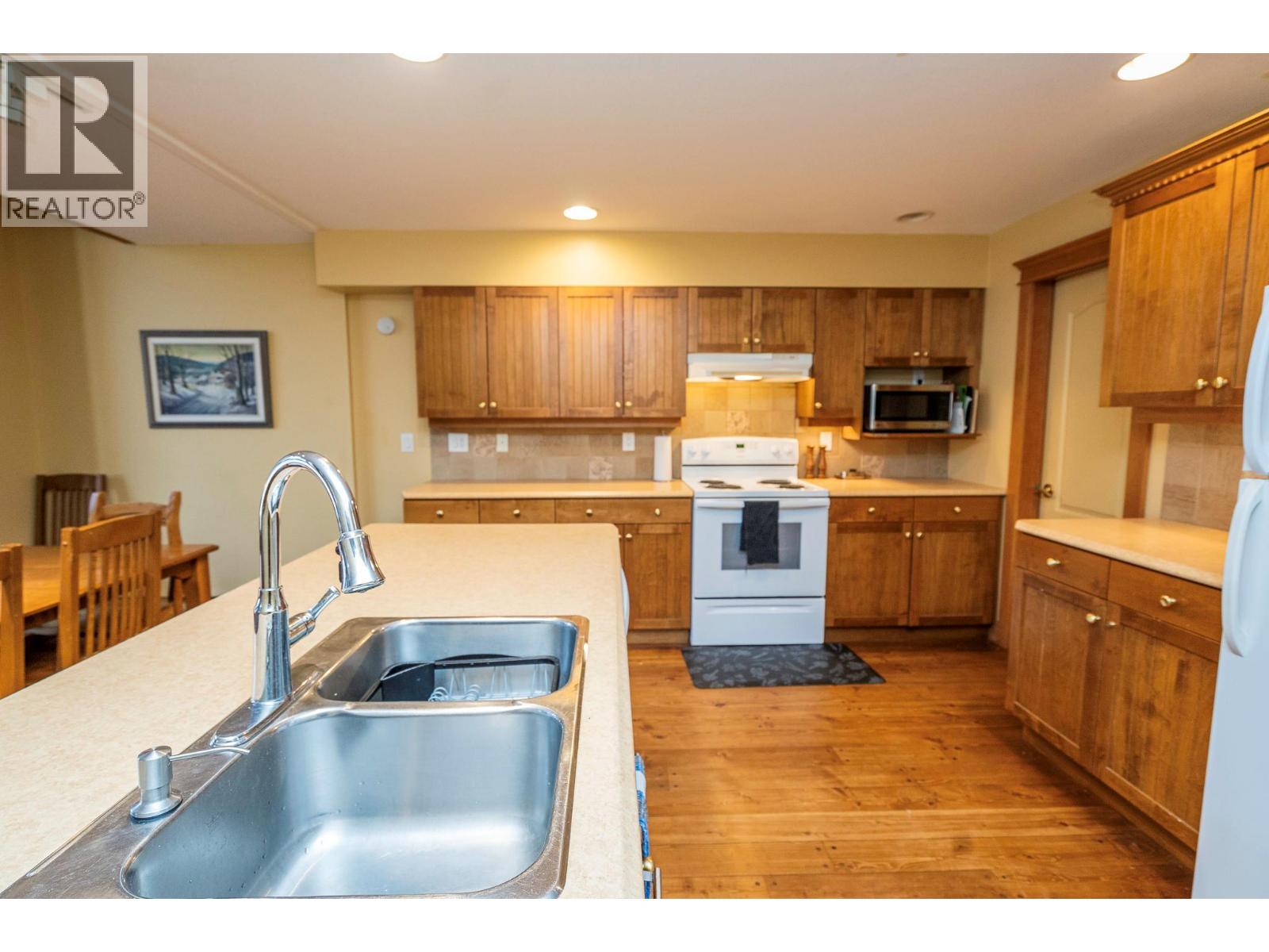 7640 Porcupine Road Unit# 27, Big White