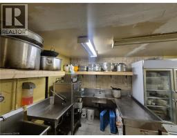 450 Woodlawn W, Guelph, ON N1E1A6 Photo 8