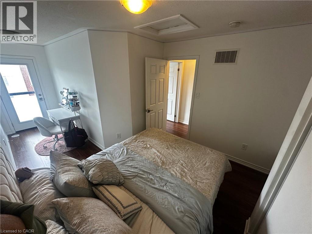 3 Bed, 3 Bath Townhouse for Rent in Scarborough – 15 HERON PARK Place Unit# 14, Scarborough - Image 5