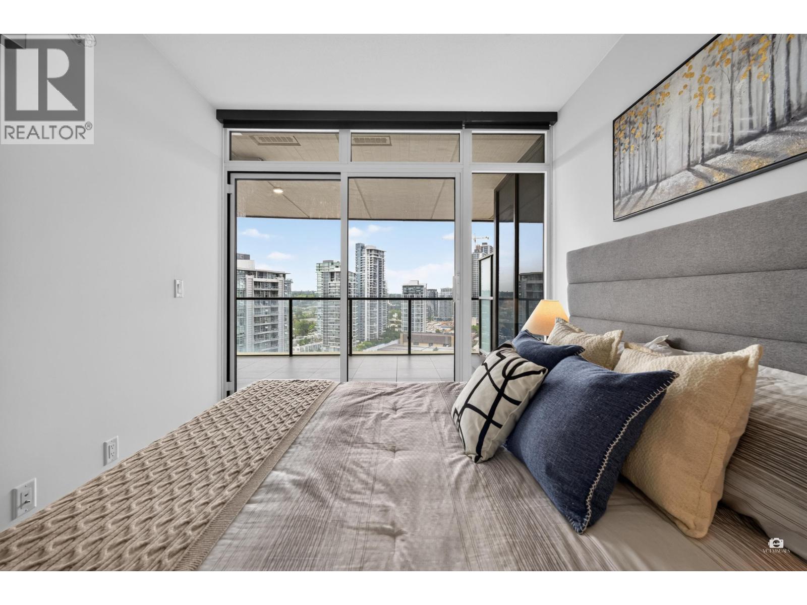 1501 4880 LOUGHEED HIGHWAY, Burnaby