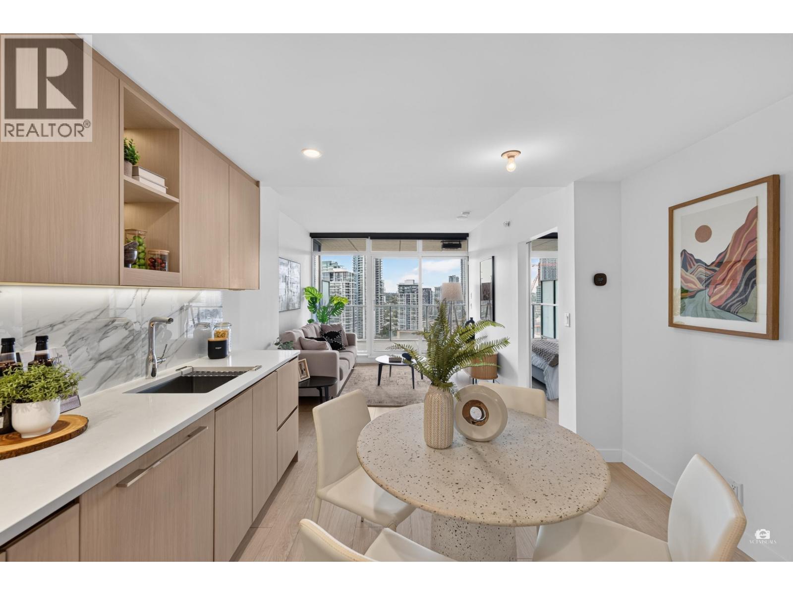 1501 4880 LOUGHEED HIGHWAY, Burnaby