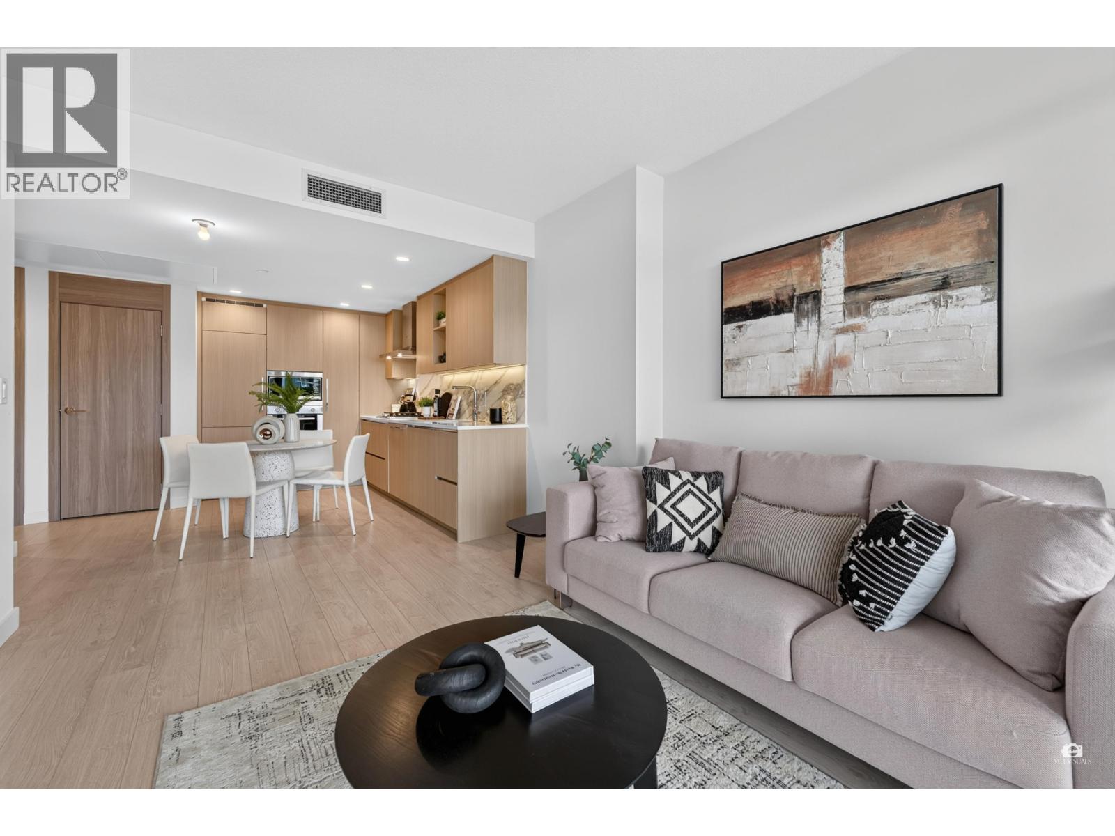 1501 4880 LOUGHEED HIGHWAY, Burnaby
