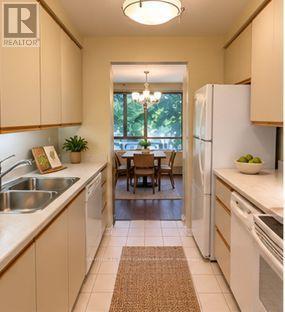 211 - 570 PROUDFOOT LANE, London North (North N) — photo 5
