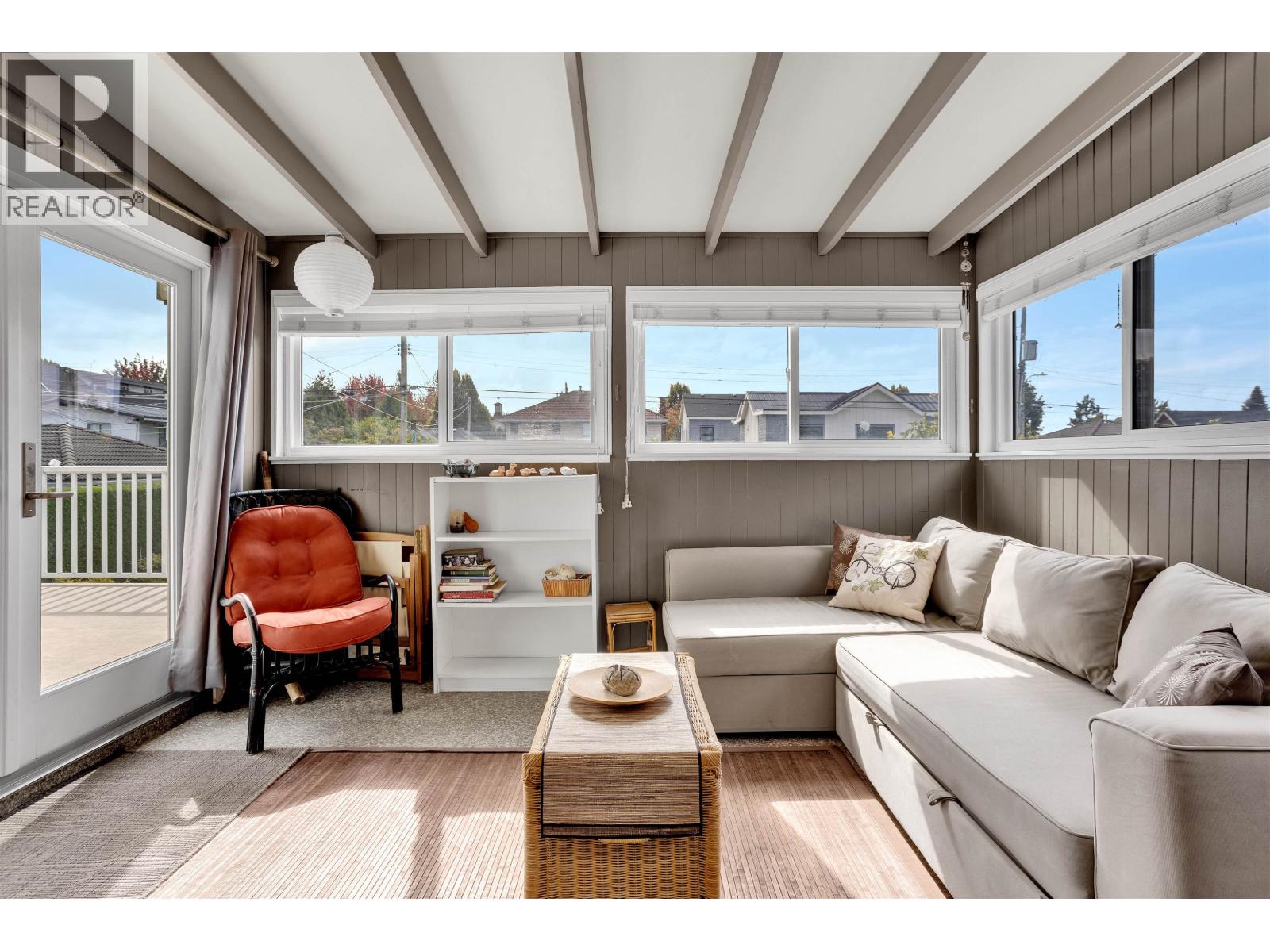2412 E 40TH AVENUE, Vancouver