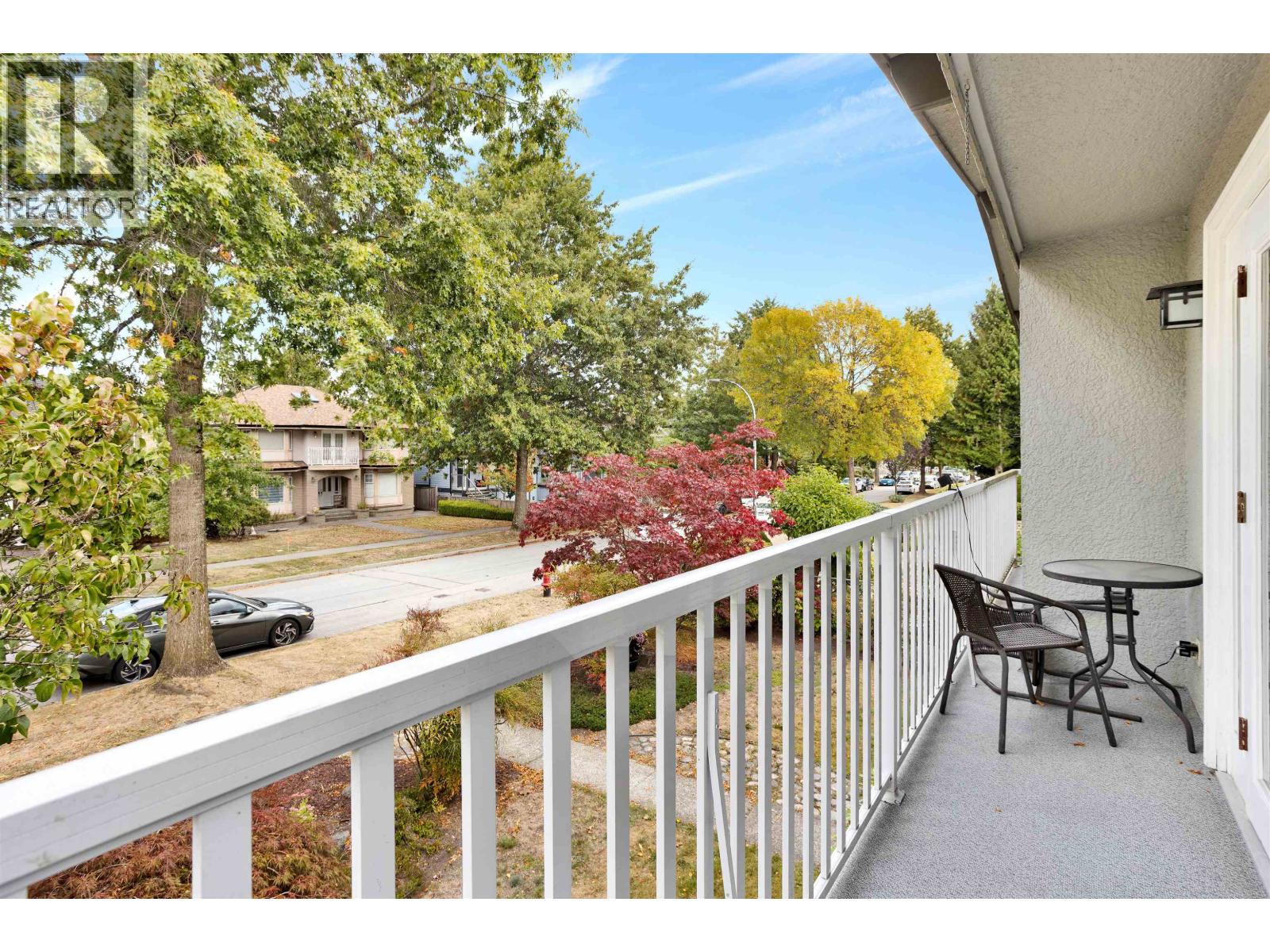 2412 E 40TH AVENUE, Vancouver