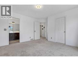 813 Prestwick Circle Se, Calgary, AB T2Z4Y8 Photo 20