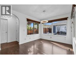 Den - 813 Prestwick Circle Se, Calgary, AB T2Z4Y8 Photo 13