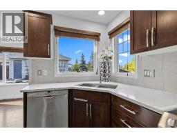 Bedroom - 813 Prestwick Circle Se, Calgary, AB T2Z4Y8 Photo 9