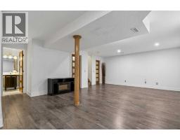 813 Prestwick Circle Se, Calgary, AB T2Z4Y8 Photo 32