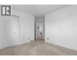 813 Prestwick Circle Se, Calgary, AB T2Z4Y8 Photo 25