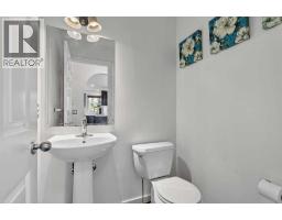813 Prestwick Circle Se, Calgary, AB T2Z4Y8 Photo 17