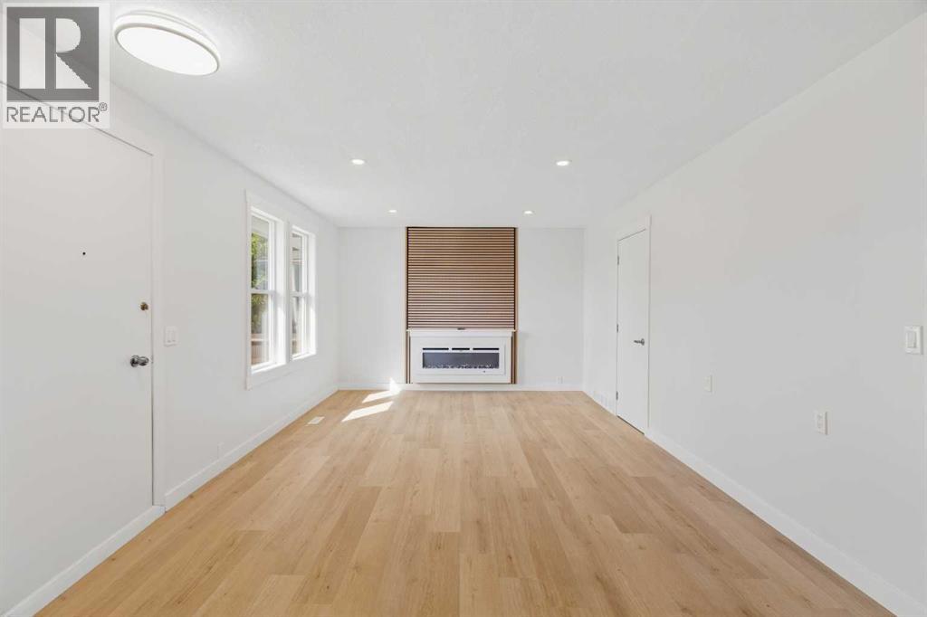3116 39 Street SE - 4