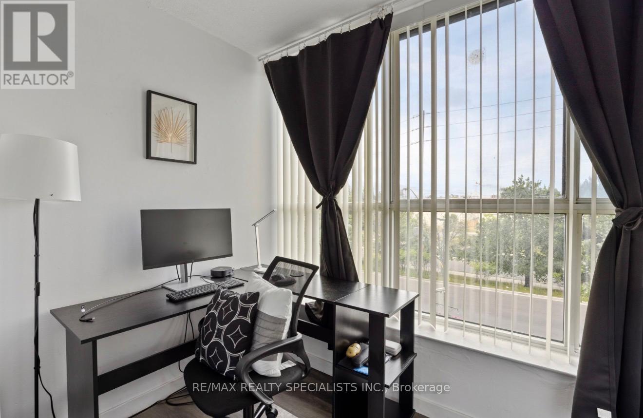 #311 330 MCCOWAN ROAD - 25