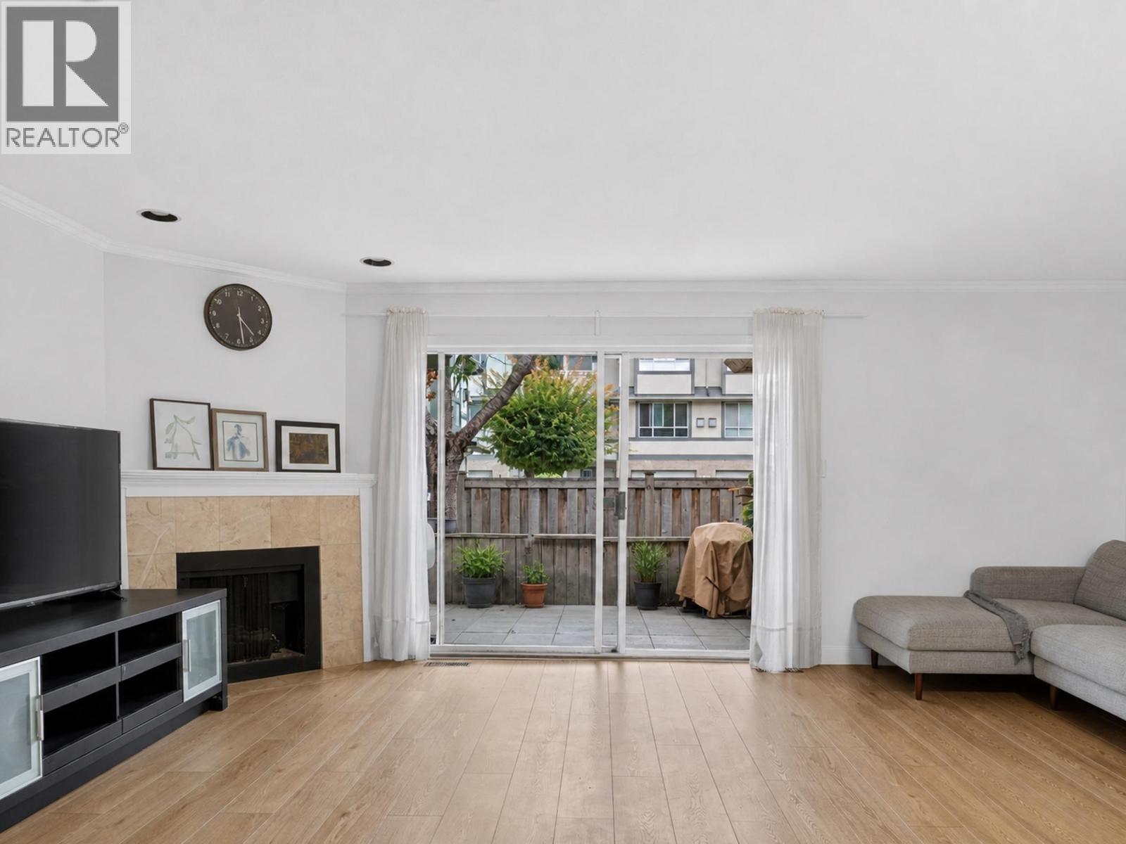 8 8031 GENERAL CURRIE ROAD, Richmond