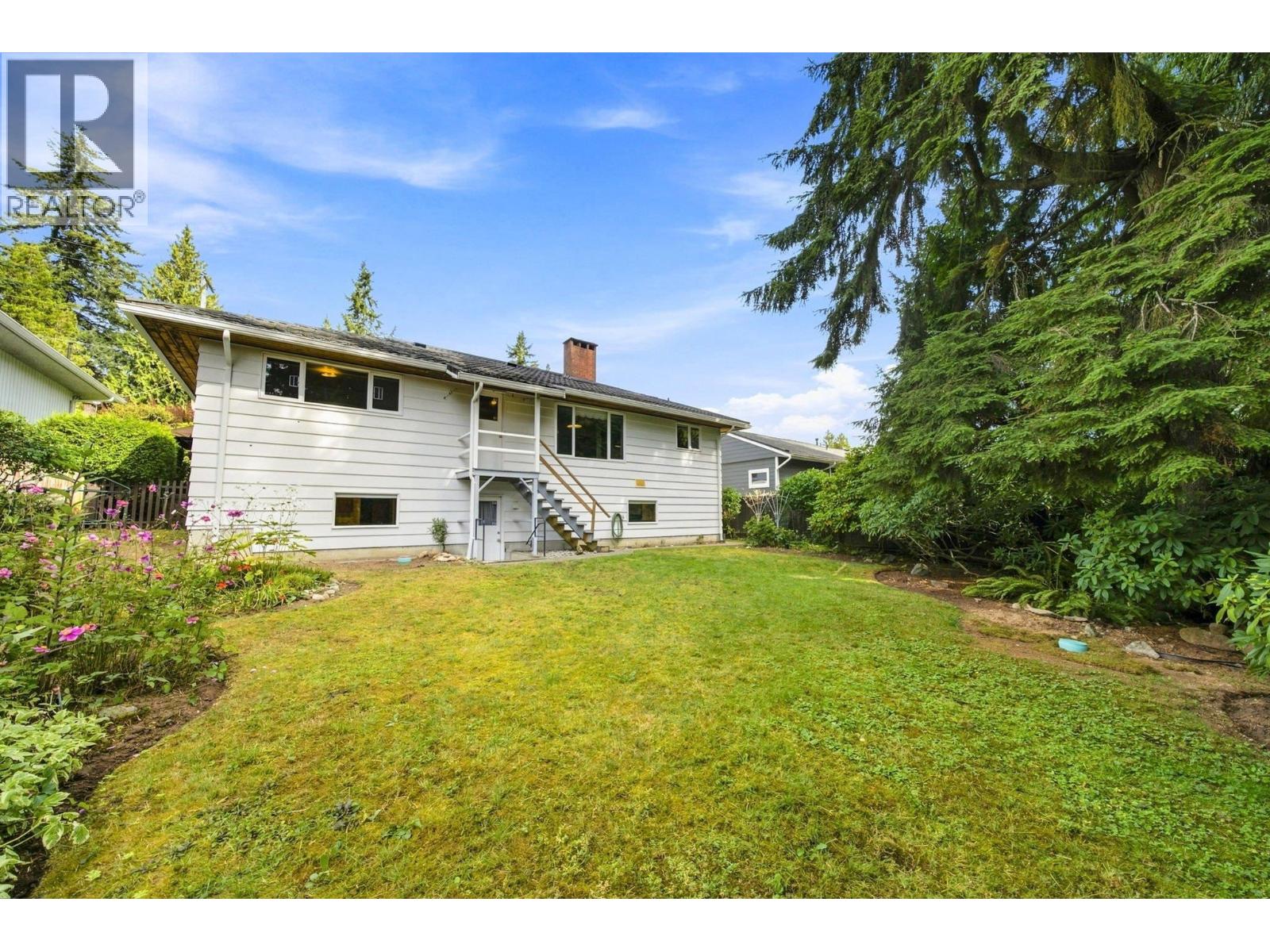535 AILSA AVENUE, Port Moody