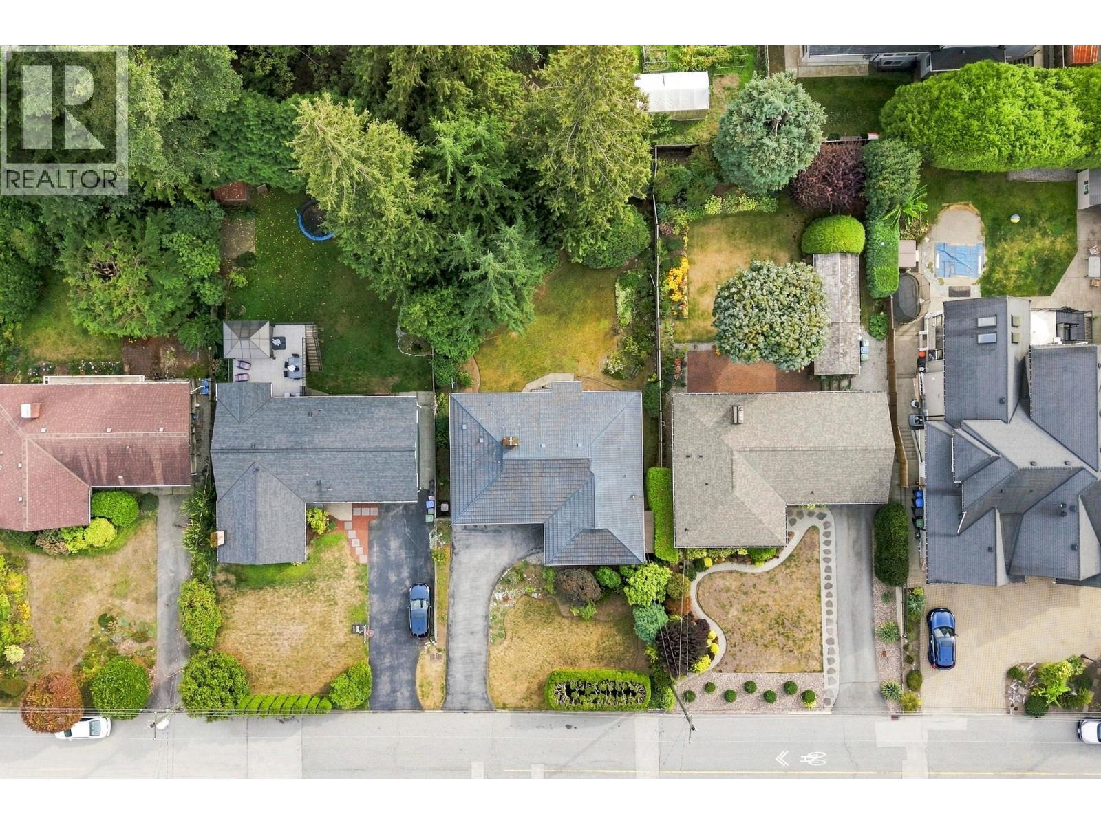 535 AILSA AVENUE, Port Moody