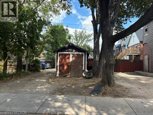 38 SPADINA Avenue - 29